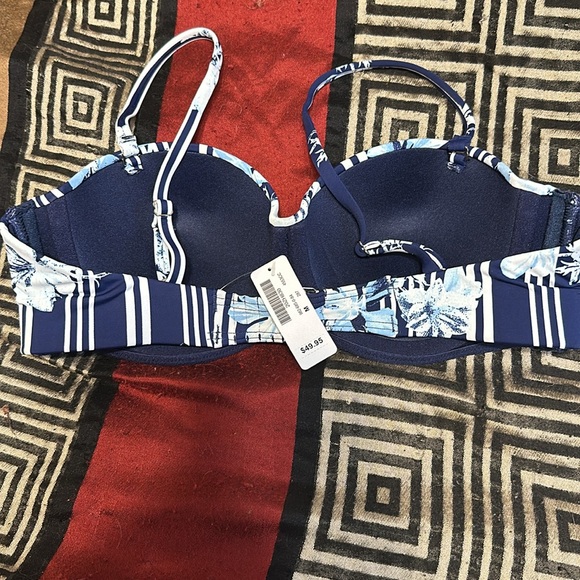 La vie en Rose NWT bathing suit top - Picture 2 of 4